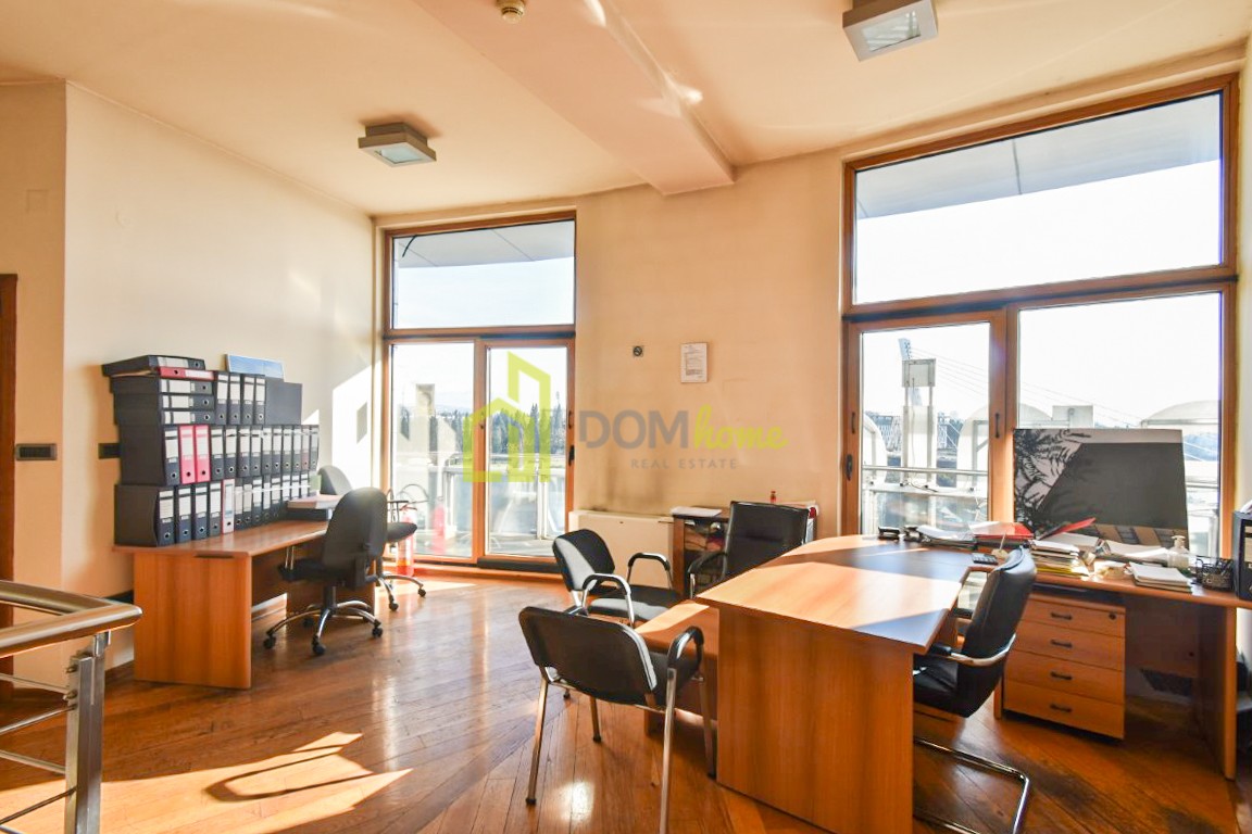 Poslovni prostor 151m2, Momišići